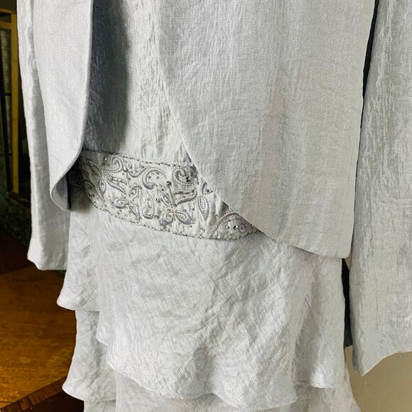R&M Richards Sz 18W 2-Piece Silver Embroidered Cocktail Dress with Jacket Formal - Picture 5 of 11